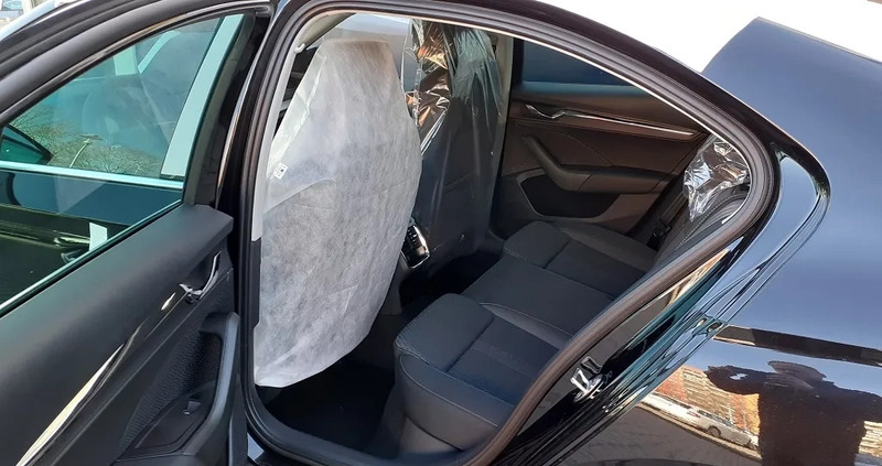 Skoda Octavia cena 132650 przebieg: 1, rok produkcji 2024 z Wrocław małe 29